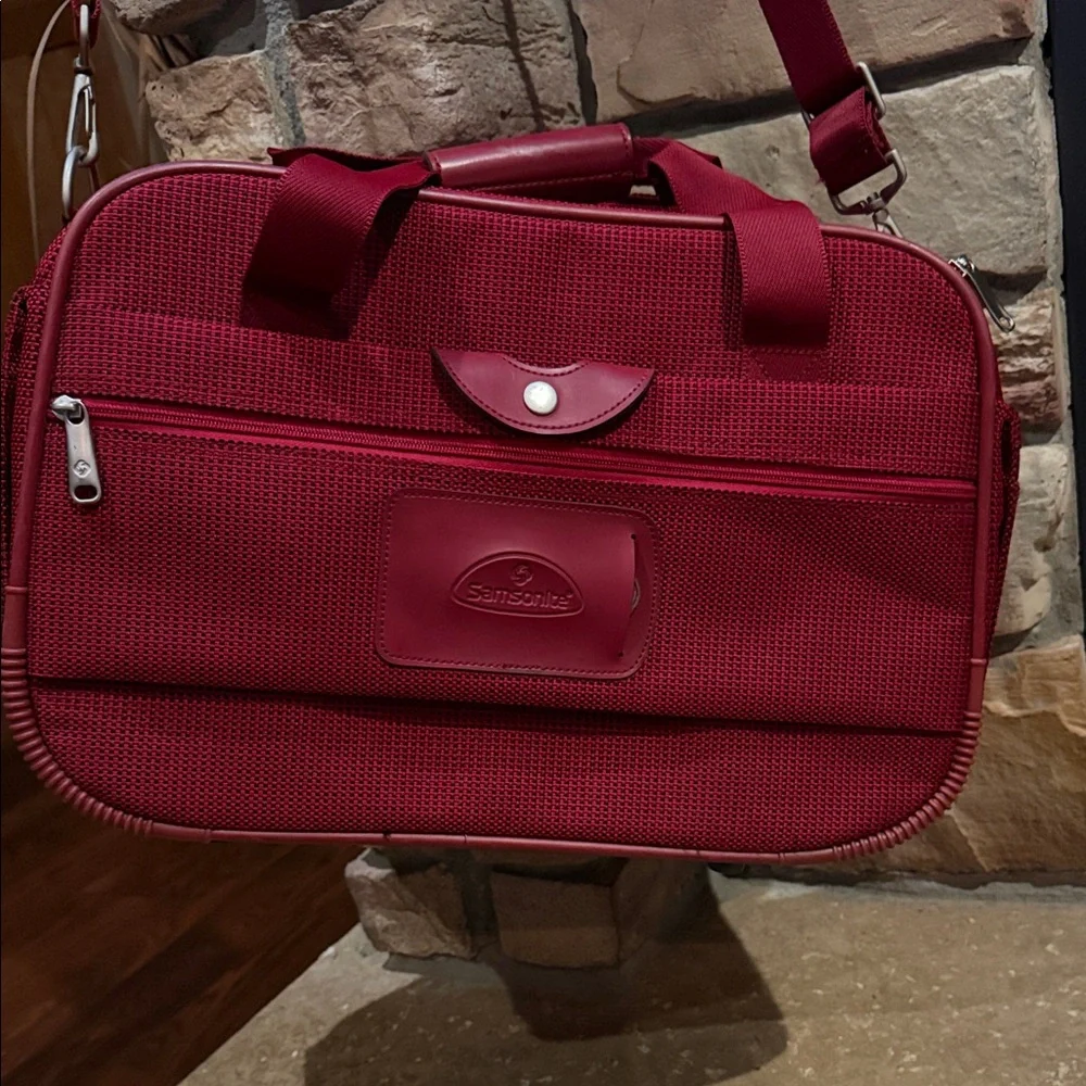 Samsonite Burgundy Carry On Bag Shoulder Strap & Trolley Sleeve